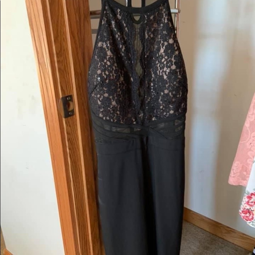 Morgan and Co Black and Cream Formal Dress